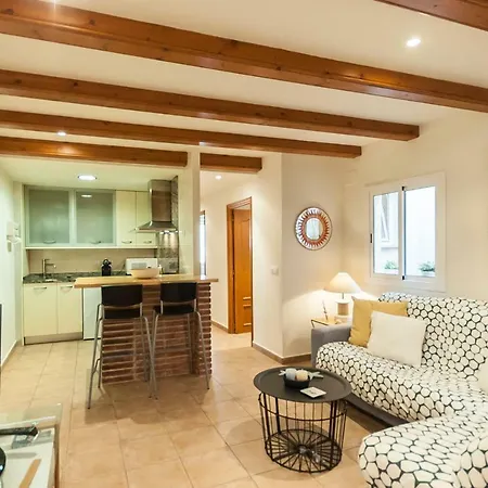 Apartamento Lets Holidays In The Old Town Tossa 2