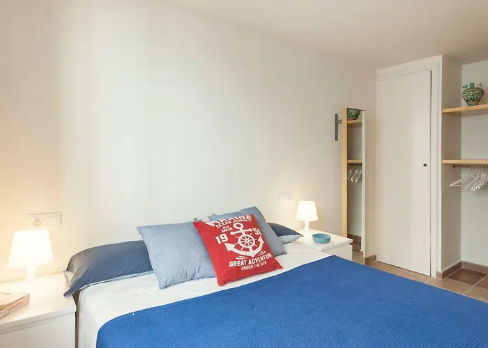 شقة Lets Holidays In The Old Town Tossa 2 *